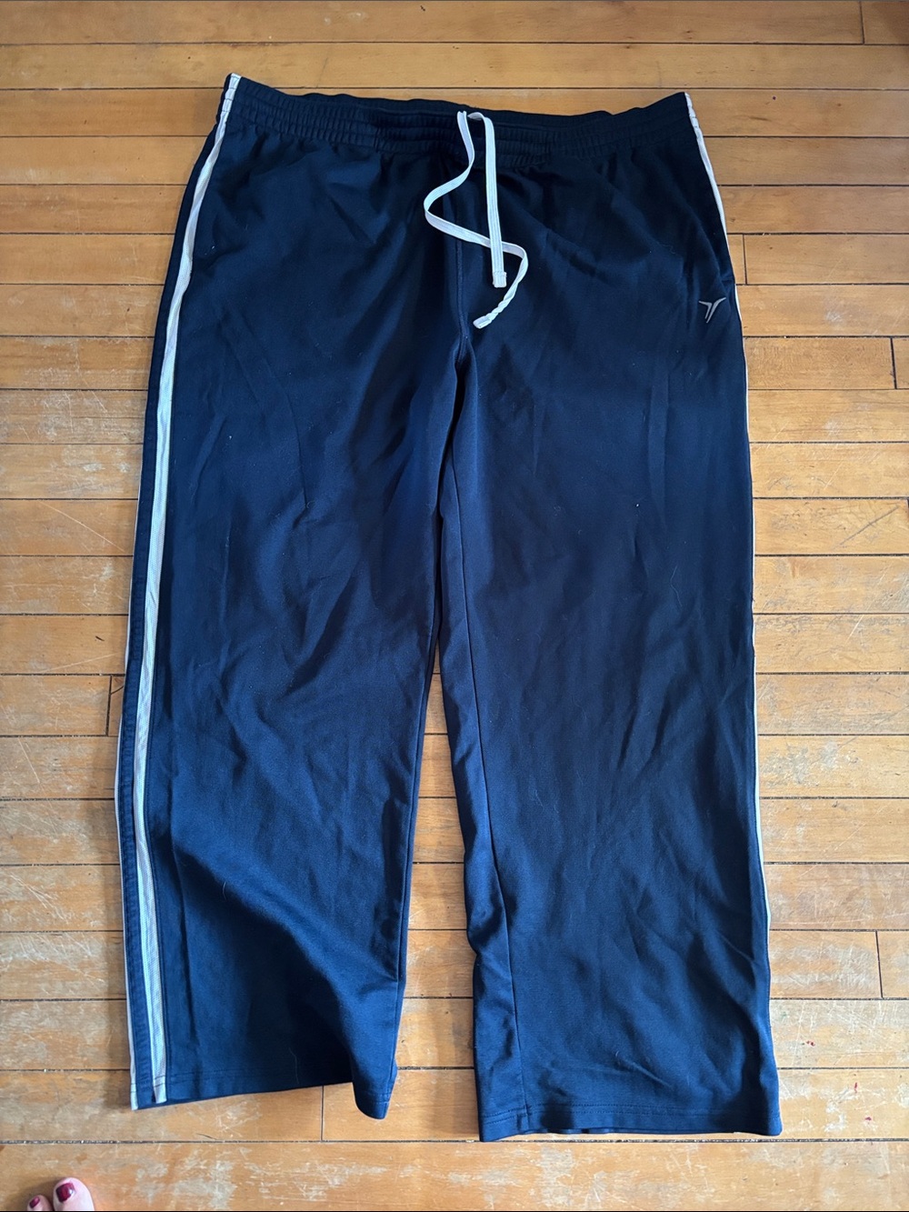 EUC Men's Old Navy Navy Jogger Pants with White Side Stripes
